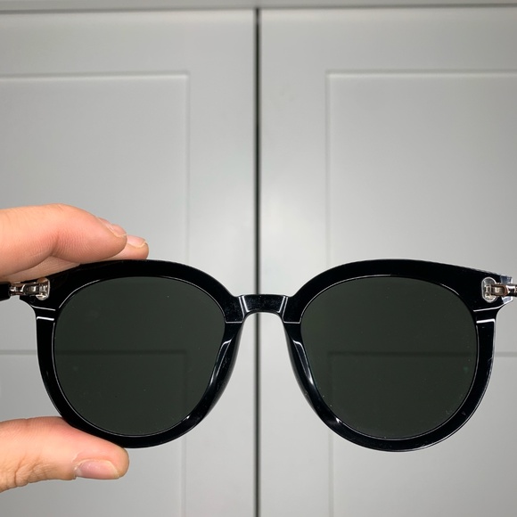 Gentle Monster East Moon Black Sunglasses - Picture 7 of 10